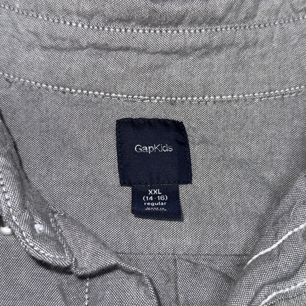 GAP Kids Gray Button Down Shirt - Picture 2 of 3